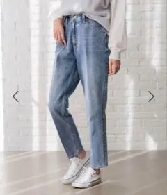 グローバルワーク　ライトブルー テーパードデニムパンツ