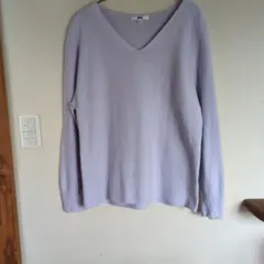 ユニクロ薄紫 Vネック 長袖ニット XL