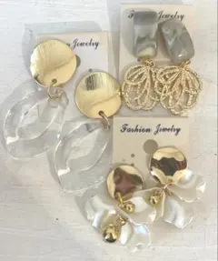 3点セット　698 ハンドメイド　樹脂　金属　ピアス　イヤリング　まとめ売り
