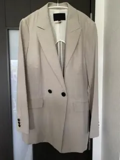 ICBベージュ ダブルブレストジャケットとスカートセット