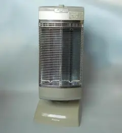 ダイキン セラムヒート 電気ストーブ カーボンヒーター