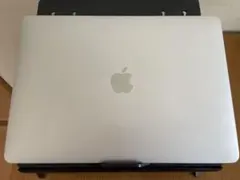 新品未使用 Apple MacBook シルバー 本体 充電器付きA1304 - メルカリ