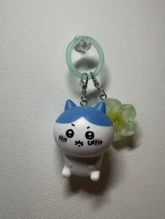 ちいかわ ハチワレ フィギュア めじるしチャーム - メルカリ