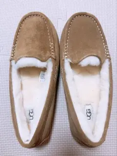 UGG モカシン ベージュ スエード　サイズ9