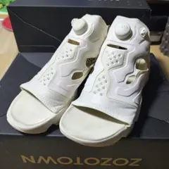 INSTAPUMP FURY SANDAL ホワイト