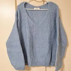 URBANITY VネックニットLサイズ