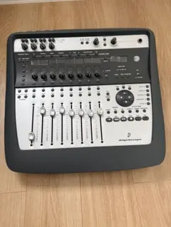 Item thumbnail for item 993d9a9d-a733-4c07-bb14-d16b6c201c22