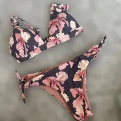 ALEXIA STAM アリシアスタン水着(L・M)ビキニ セパレート上下セット