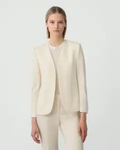 【新品未使用】Admiral Crepe Lindrayia B 2026年最新】theory Admiral Crepe Lindrayia Jacket Bの人気アイテム