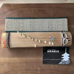 激安　格安 琴 13弦 木製 状態良 送料無料 ケース付き　美品 楽器 高級 激安 格安 琴 13弦 木製 状態良 送料無料 ケース付き 美品 楽器 高級