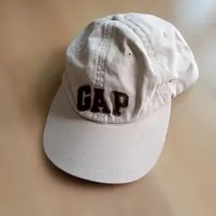 GAP キャップ ベージュ ロゴ刺繍のサムネイル