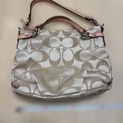 美品 COACH コーチ 2way ショルダーバッグ パンチング 白 16908 美品 COACH コーチ 2way ショルダーバッグ パンチング 白 16908 - メルカリ