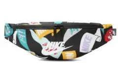 【新品未使用】Nike ヘリテージ クロスボディバッグ カラフルロゴ 容量3L