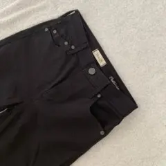 【美品】YANUK Patricia 57113044 ブラック パンツ 25