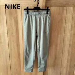 nike m