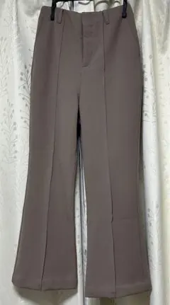 earth ワイドパンツ センタークリース ハイウエスト　モカ