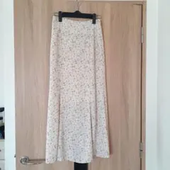 earth music&ecology 花柄 マーメイドスカート アイボリー S