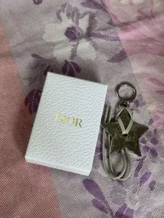 Dior★星型モチーフキーチャーム