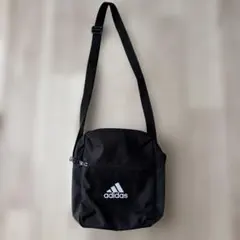 adidasショルダーバッグのサムネイル