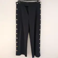 ZARAのパンツ