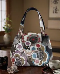 帯リメイクバンブーハンドルトートバッグ***2色の紫地に枝垂れ桜刺繍*** 帯リメイクバンブーハンドルトートバッグ***2色の紫地に枝垂れ桜刺繍