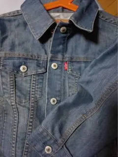 Levi's ライトブルーデニムジャケットSIZE5（100〜110）