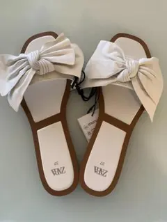 新品♪ZARA リボン付フラットサンダル ホワイト 37サイズ