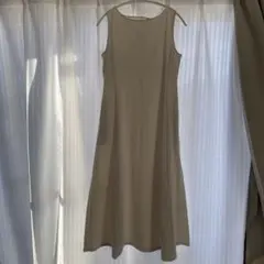 ユニクロ／ウルトラストレッチワンピース オフホワイト Ｌ