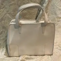 ロエベ  オフホワイト　バッグ