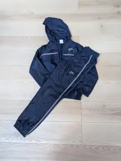 【美品】NIKE　薄手ウインドブレーカー上下　140