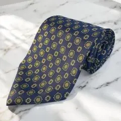 Item thumbnail for item c5c45e62-f0dc-4267-8d94-2a3a19f2e0ec