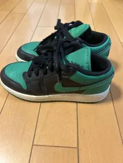 Item thumbnail for item edf37294-40c2-41a7-88c1-b900f75e2b92