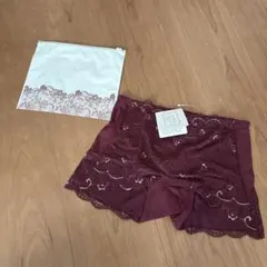 値下げ！新品　Luna レース装飾 ワインレッドショーツ 収納ポーチ付き　L