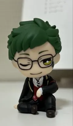 ツイステ ツイステッドワンダーランド トレイ・クローバー 肩ズンフィギュア