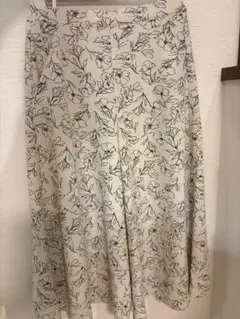 グローバルワーク　花柄 ロングパンツ ワイドパンツのサムネイル