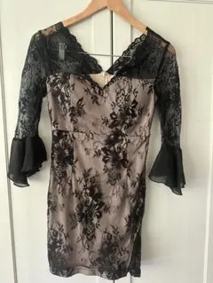 オフショルレースタイトキャバドレス