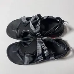 NIKE オネオンタサンダル 25cm 黒のサムネイル
