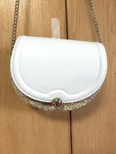 美品★H&M チェーンショルダーバッグ カゴ素材 ホワイト 夏