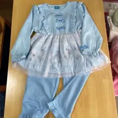 Disney ・Frozen ・水色パジャマ・120。