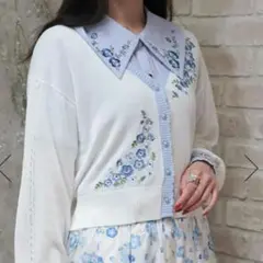【本日値下げ】axes femme　接触冷感ネモフィラ刺繍カーデ