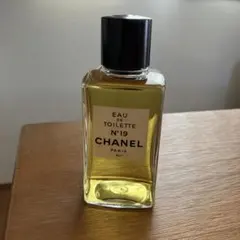CHANEL No.19 香水 未使用保管品