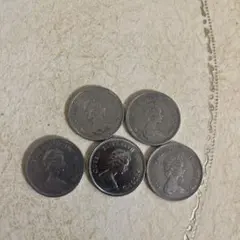 香港 1ドル硬貨 5枚1980年水晶玉を持ち王冠をかぶったライオンコインのサムネイル