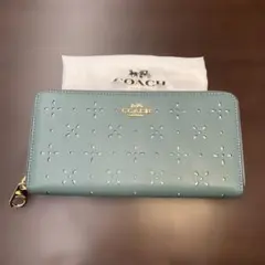 コーチ 新品未使用 花柄カットワーク 長財布 CA065 - メルカリ