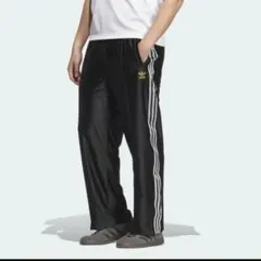 アディダス　オリジナルス　トラックパンツ　サイズS