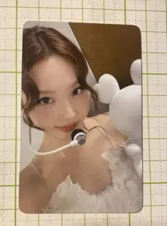TWICE Baby LOVELYSシリコンライト ナヨン トレカ付き TWICE シリコンライト トレカ ナヨン - メルカリ