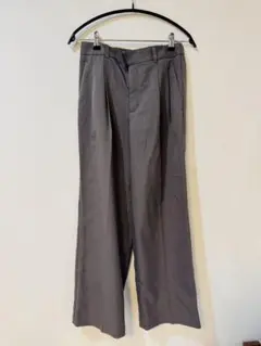 gu グレー ワイドパンツ