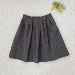 ケティシェリー　フレアスカート　M グレー　ひざ丈　大人可愛い　Aライン　着痩せのサムネイル