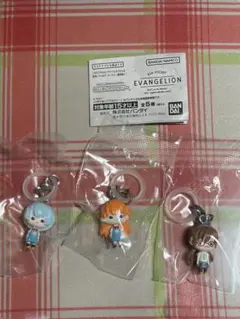 エヴァめじるしアクセサリー　レイ アスカ マリ