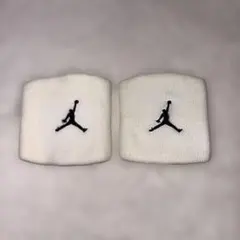 Item thumbnail for item 37881e3f-c2fe-4307-b76d-3f0cc7f07ad6