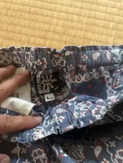 KAVU ショートパンツ ペイズリー柄 Lサイズのサムネイル